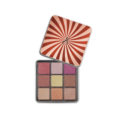 Tviskanti paletė veidui ARTISTRY SIGNATURE COLOR™ (121454) Tviskanti paletė veidui ARTISTRY SIGNATURE COLOR™ (121454)