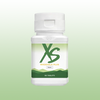 „XS Rhodiola Plus“ tabletė su vitaminu C ir augalų ekstraktais, skirta energijai ir psichinei veiklai palaikyti.